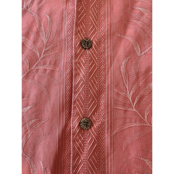 Tommy Bahama Hawaiian 100% Silk Button Up Short Sleeve Floral Beach Resort 2XL - Picture 2 of 7
